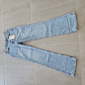 NEW Zara bootcut jeans Hi-rise in size 4